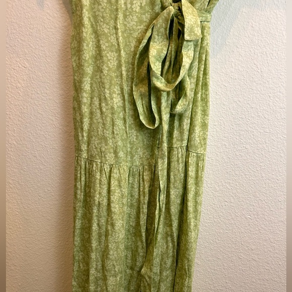MINKPINK green floral Summer Lovin’ Wrap Maxi romantic fairy Dress - Picture 5 of 7